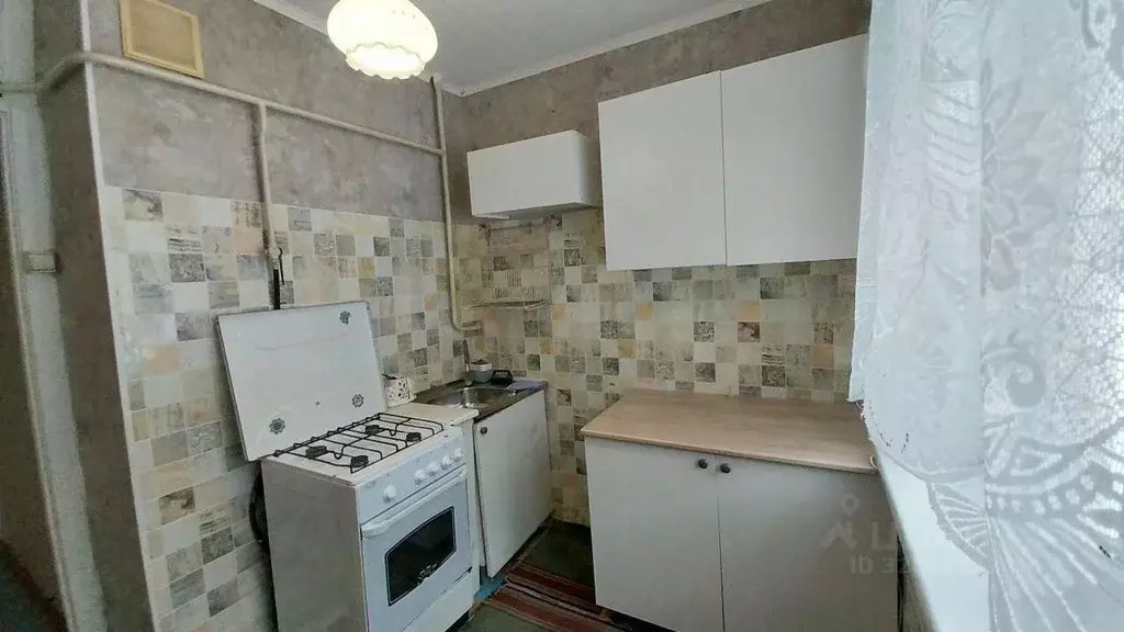 2-к кв. Ленинградская область, Тихвин 1-й мкр, 18 (45.0 м) - Фото 1