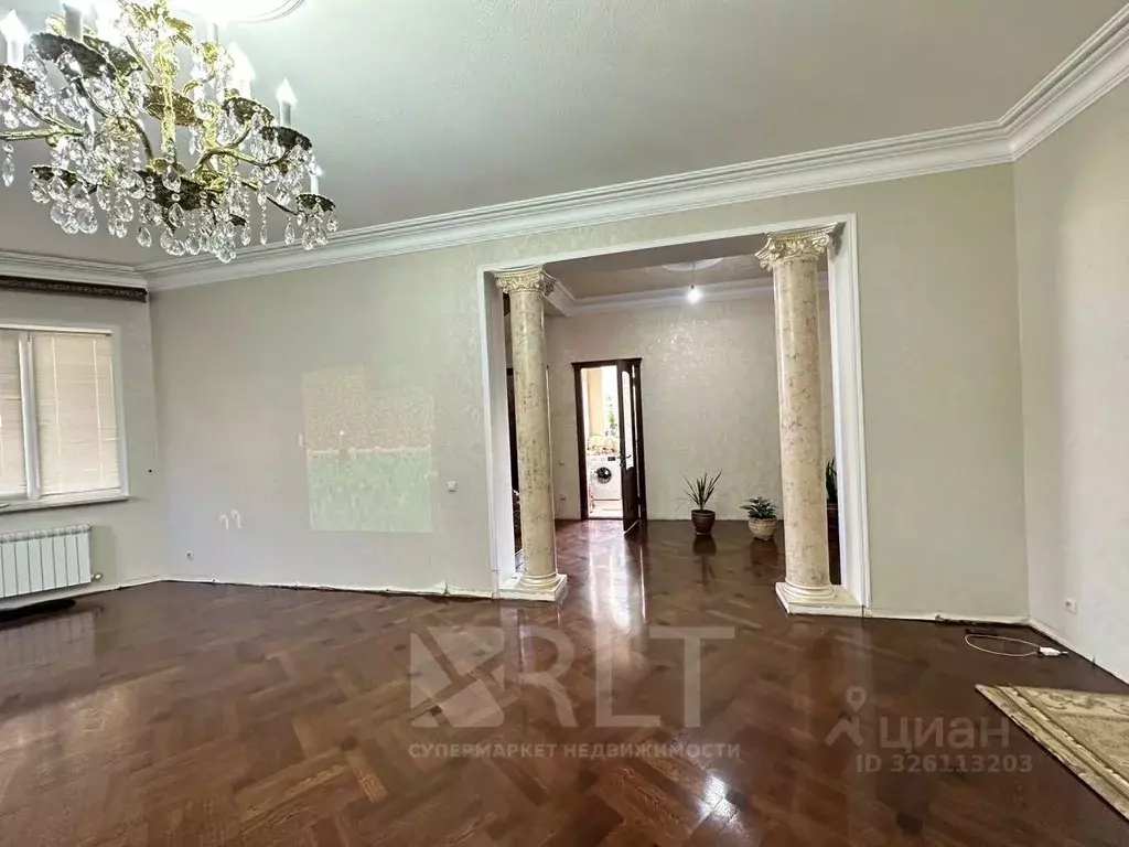 Дом в Дагестан, Махачкала ул. Магомеда Залибекова, 4 (250 м) - Фото 1