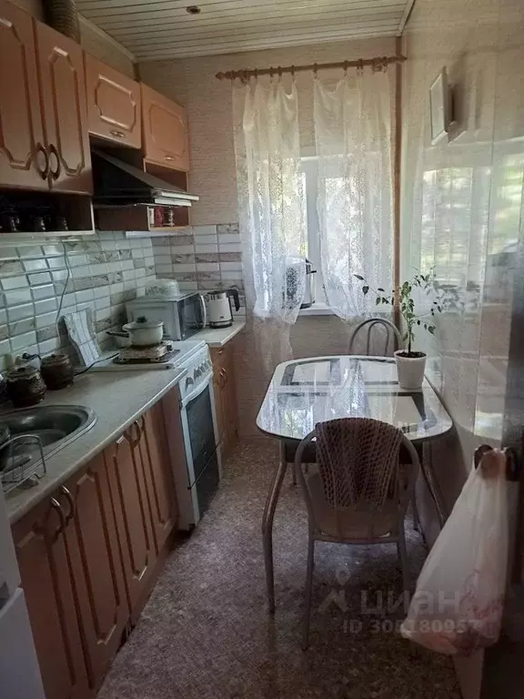 Дом в Саратовская область, Саратов проезд 8-й Крекингский, 7 (71 м) - Фото 0