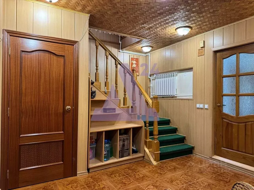 Коттедж в Алтайский край, Барнаул Брусничная ул., 7/10 (185 м) - Фото 0