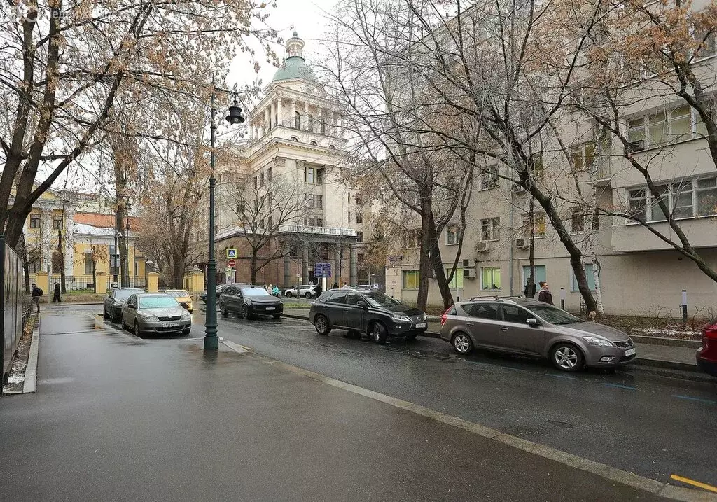 Квартира-студия: Москва, переулок Сивцев Вражек, 35 (22.5 м) - Фото 2