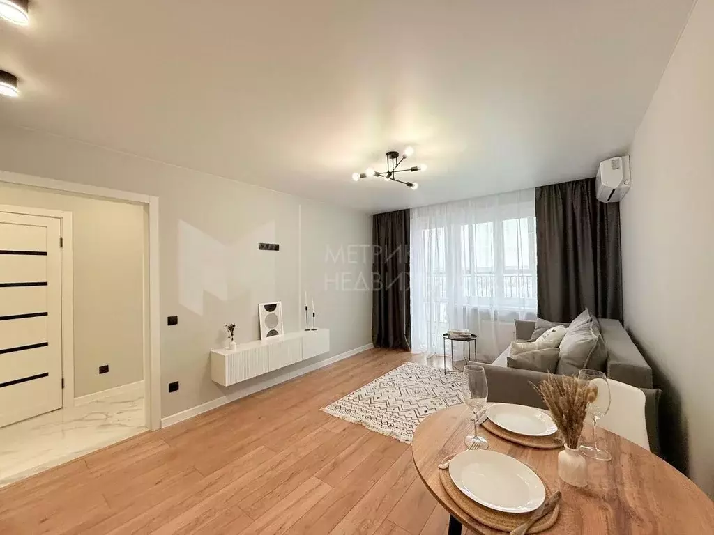 1-к кв. Тюменская область, Тюмень ул. Валентины Трофимовой, 7 (40.9 м) - Фото 1