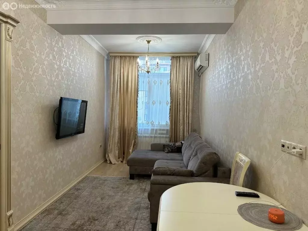 2-комнатная квартира: Махачкала, улица Арухова, 16 (62 м) - Фото 1