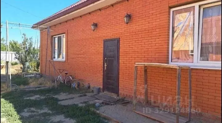 Дом в Ростовская область, Азовский район, Обильненское с/пос, пос. ... - Фото 1