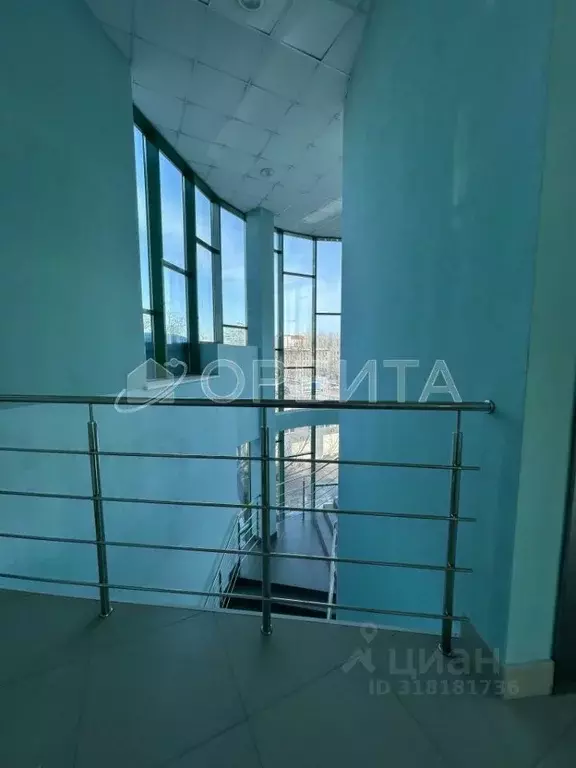 Помещение свободного назначения в Тюменская область, Тюмень ул. ... - Фото 1