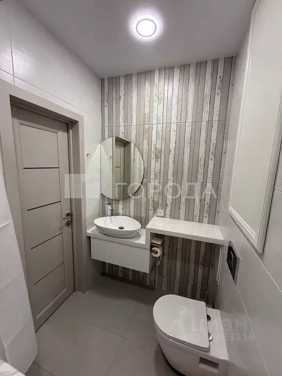 3-к кв. Новосибирская область, Новосибирск ул. Виктора Уса, 1/1 (75.0 ... - Фото 1