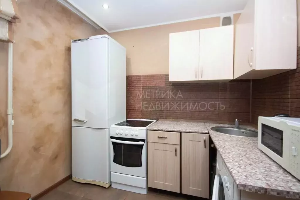 1-к кв. Тюменская область, Тюмень ул. Максима Горького, 10 (34.8 м) - Фото 1