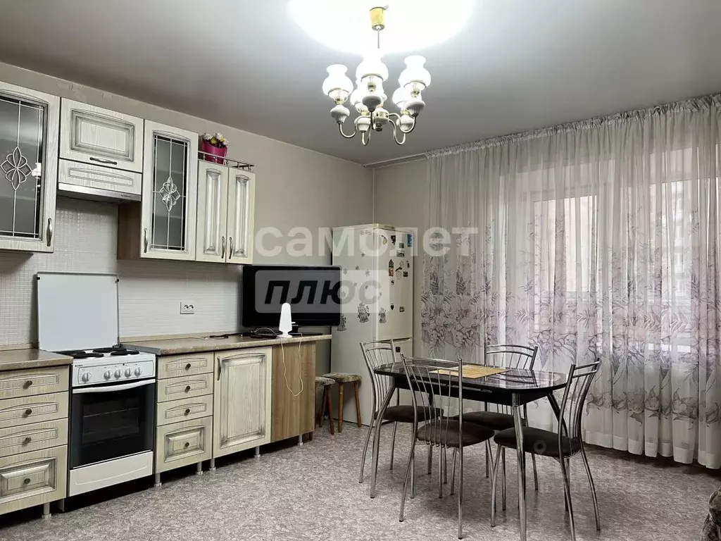 3-к кв. Алтайский край, Барнаул ул. Димитрова, 130 (78.0 м) - Фото 0