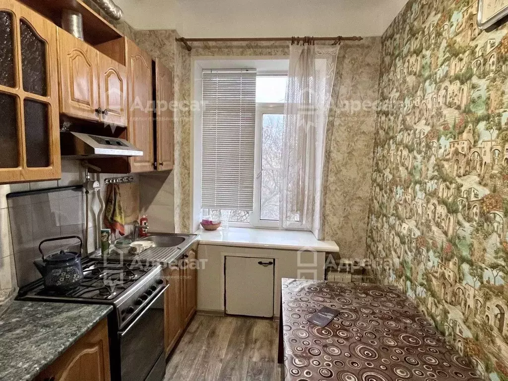 2-к кв. Волгоградская область, Волгоград ул. Дзержинского, 15 (56.7 м) - Фото 1