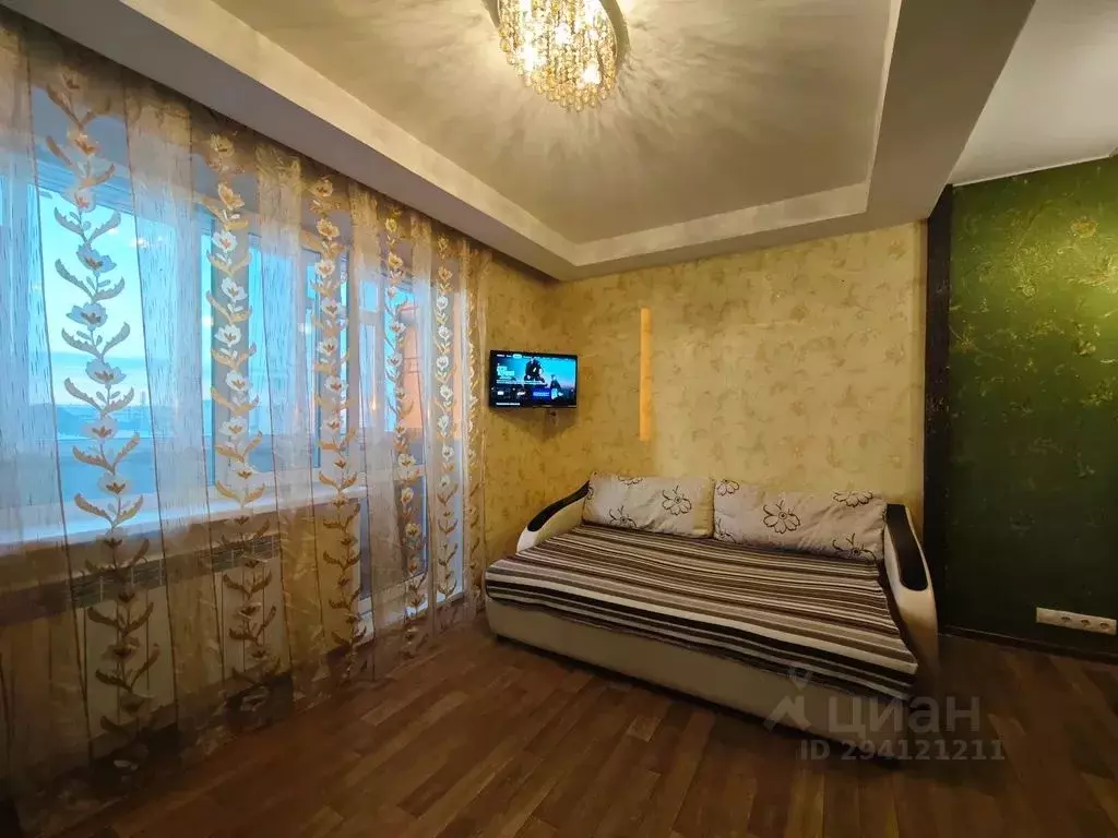 1-к кв. Тюменская область, Тобольск 9-й мкр, 20А (35.0 м) - Фото 1