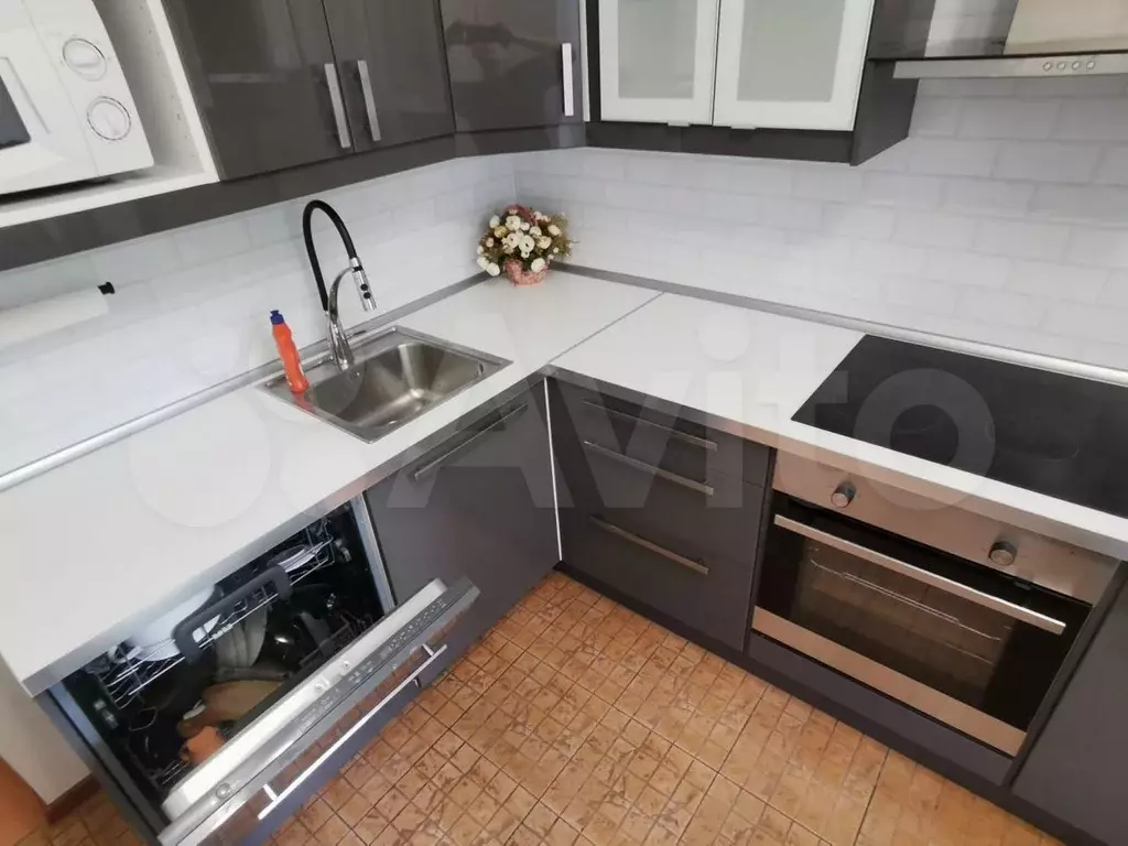 1-к. квартира, 40 м, 2/10 эт. - Фото 1