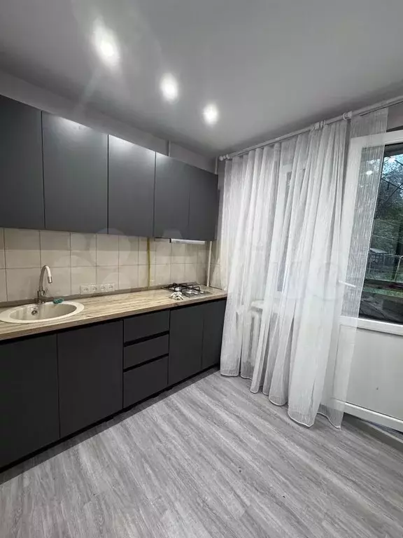 1-к. квартира, 33 м, 1/5 эт. - Фото 1