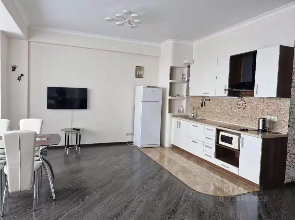 2-к кв. Краснодарский край, Сочи ул. Ленина, 288 (55.0 м) - Фото 2