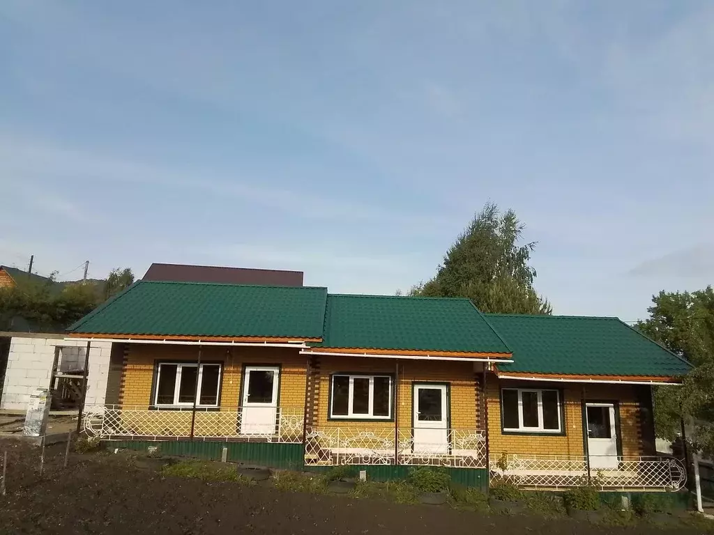 Дом в Алтайский край, Белокуриха ул. Строителей, 59 (75 м) - Фото 2