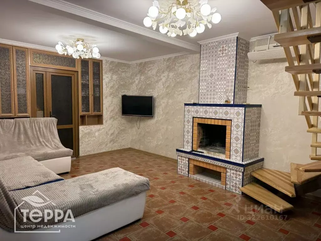 Дом в Крым, Евпатория пер. Сквозной, 17 (126 м) - Фото 1