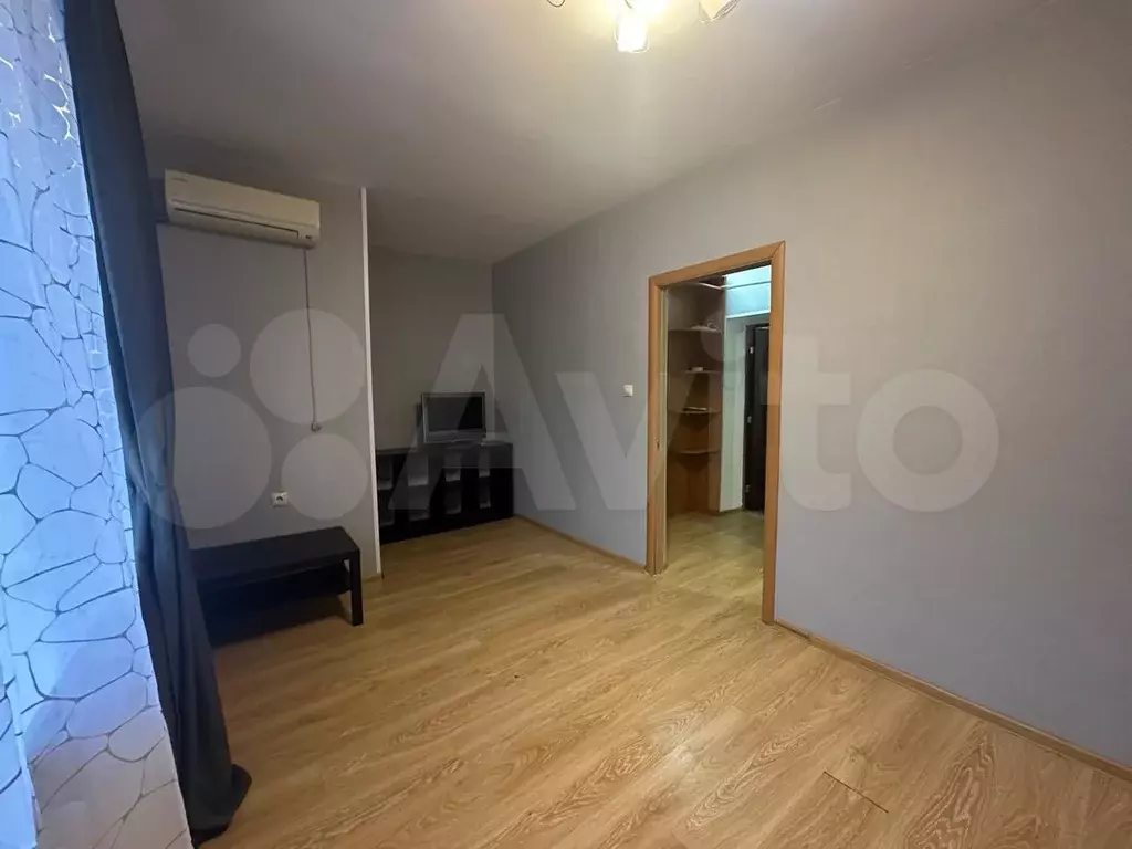 1-к. квартира, 36 м, 4/6 эт. - Фото 1