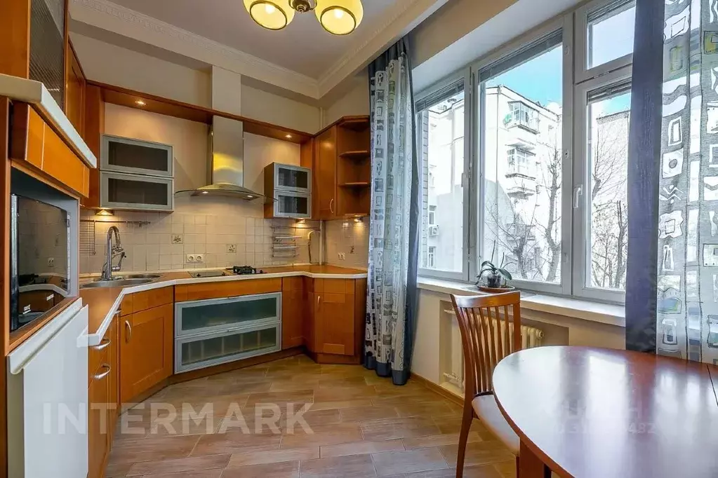 3-к кв. Москва Малая Бронная ул., 38 (105.0 м) - Фото 0