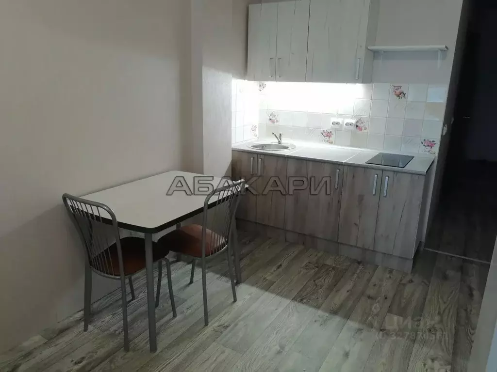 Студия Красноярский край, Красноярск Ленинградская ул., 8 (32.0 м) - Фото 1