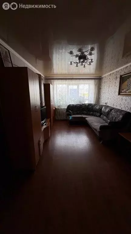 3-комнатная квартира: Октябрьский, 35-й микрорайон, 1 (62.7 м) - Фото 1