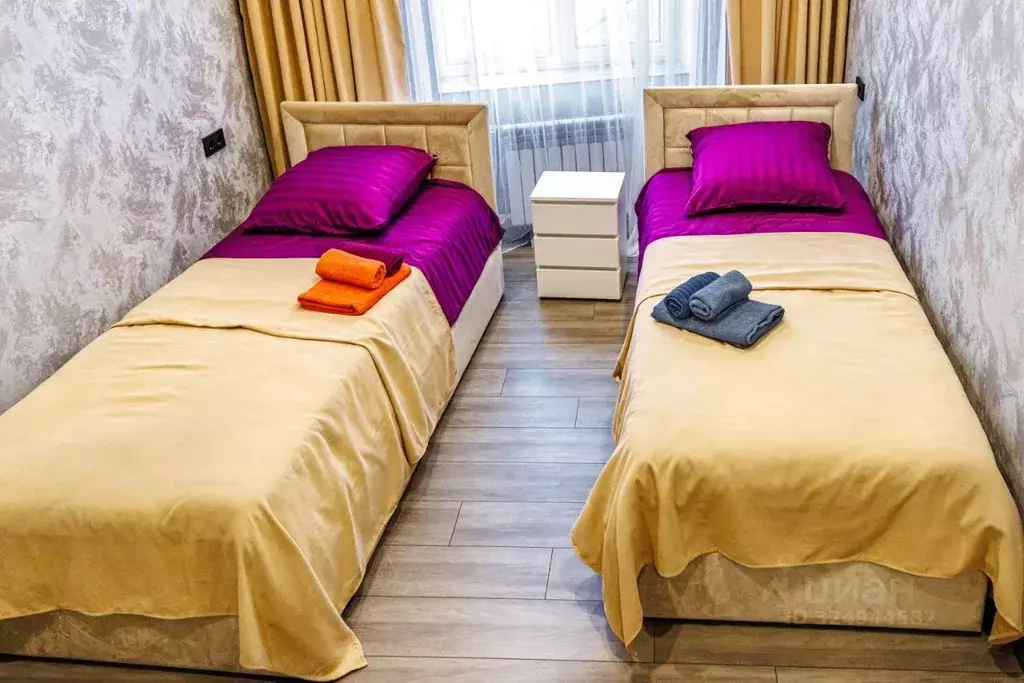 Комната Псковская область, Порхов ул. Красноармейская Слобода, 2Б ... - Фото 1