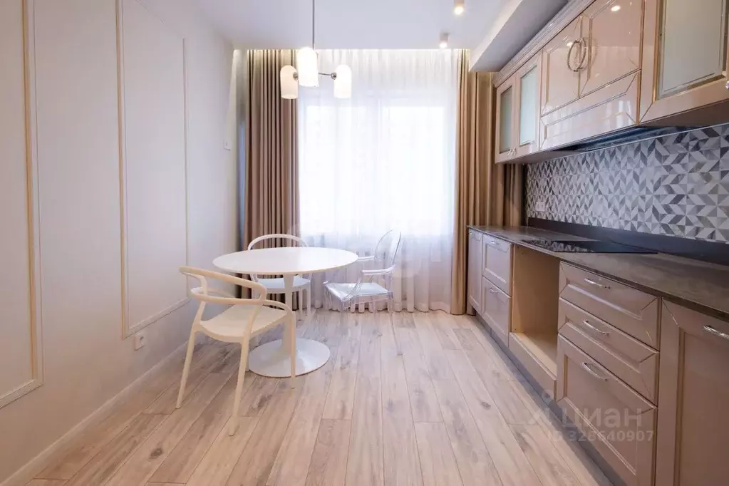 1-к кв. Иркутская область, Иркутск ул. Ивана Доронина, 9/1 (40.0 м) - Фото 1