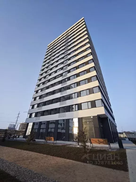 3-к кв. Крым, Симферополь ул. Святителя Гурия (65.0 м) - Фото 1