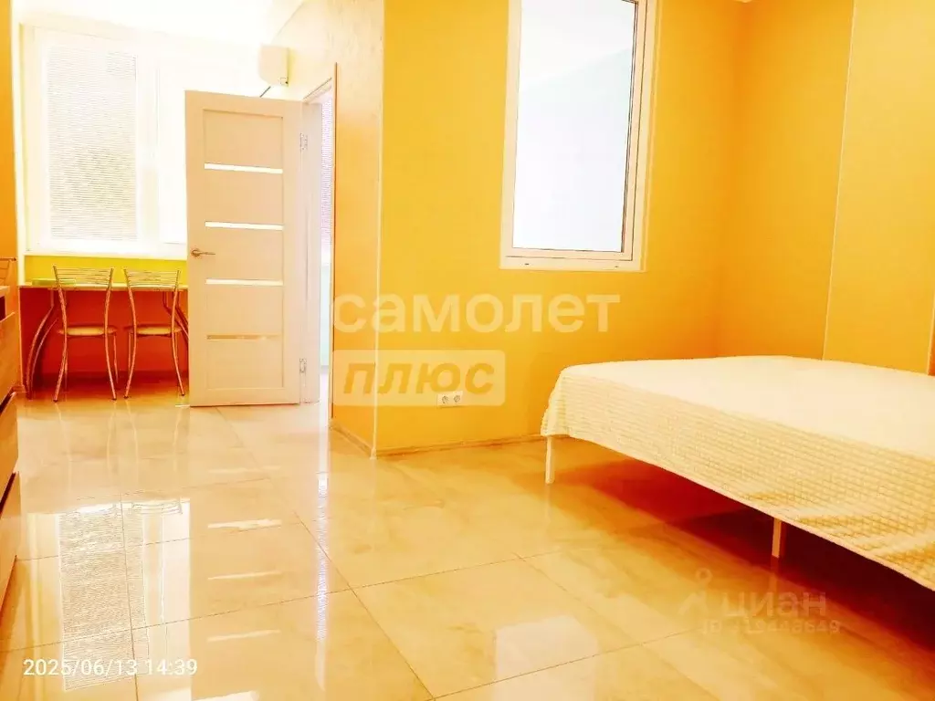 1-к кв. Краснодарский край, Геленджик Дивноморская ул., 37к10 (36.8 м) - Фото 0