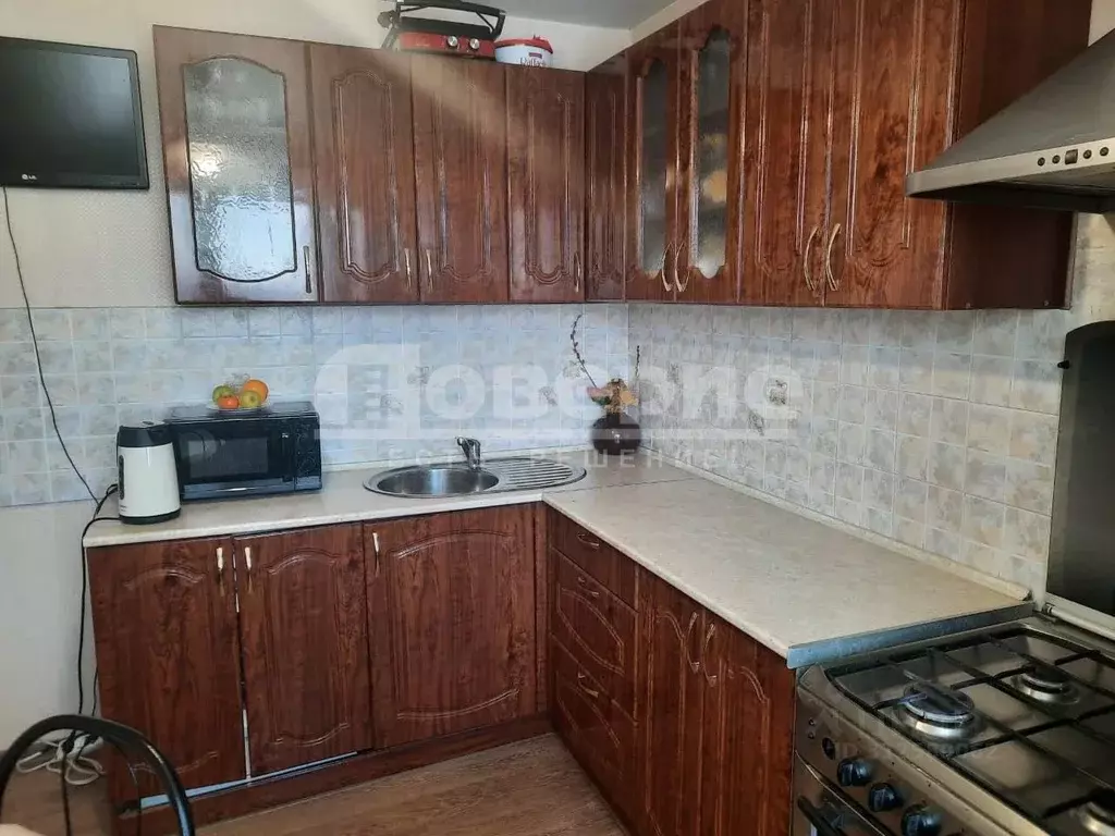 3-к кв. Омская область, Омск Моторная ул., 16 (68.2 м) - Фото 2