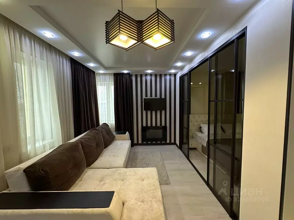 1-к кв. Свердловская область, Екатеринбург ул. Авиационная, 16 (46.0 ... - Фото 1