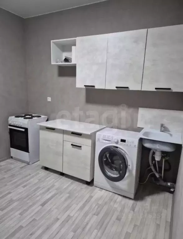 1-к кв. Сахалинская область, Южно-Сахалинск ул. Ленина, 563к5 (42.0 м) - Фото 1