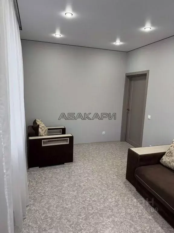 3-к кв. Красноярский край, Красноярск ул. Лесников, 51 (59.0 м) - Фото 0