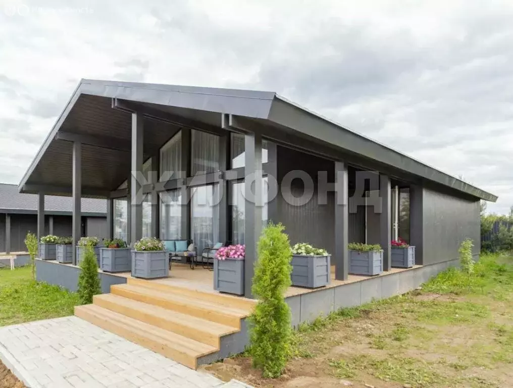 Дом в село Тимирязевское, Старо-Трактовая улица (130 м) - Фото 2