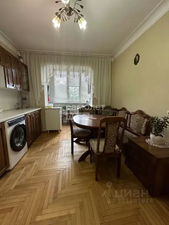 3-к кв. Кабардино-Балкария, Нальчик ул. Тарчокова, 58 (87.0 м) - Фото 1