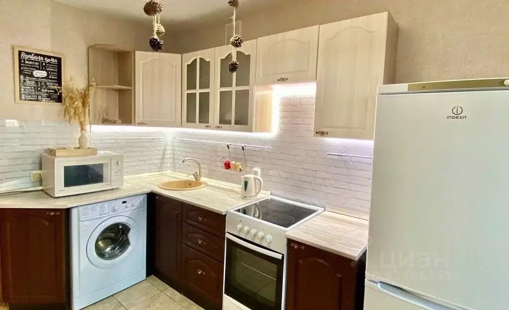 1-к кв. Кировская область, Киров ул. Ленина, 190к1 (36.0 м) - Фото 1