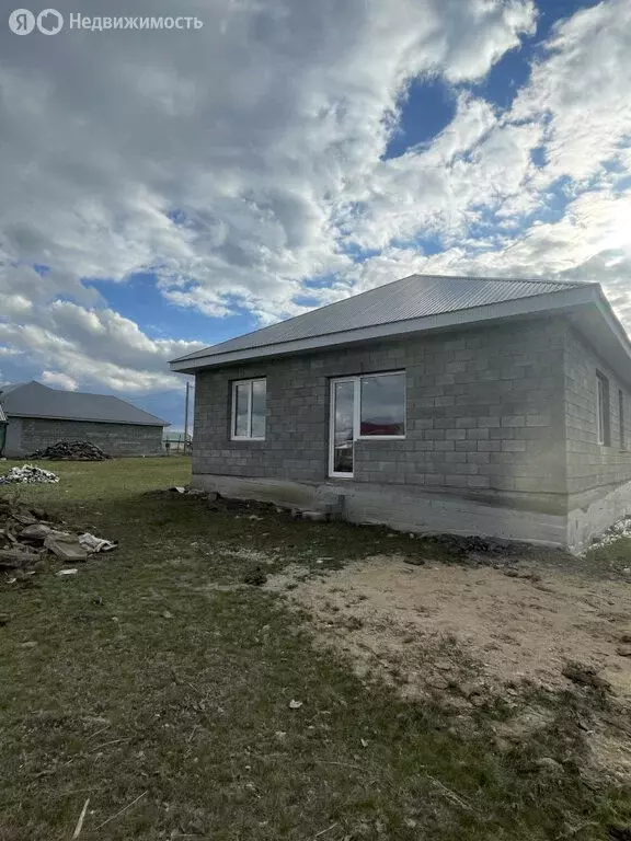 Дом в Абзелиловский район, село Давлетово (95 м) - Фото 2