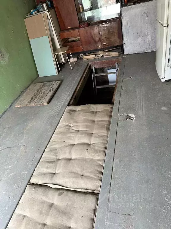 Гараж в Астраханская область, Астрахань ул. Космонавта Комарова (37 м) - Фото 0