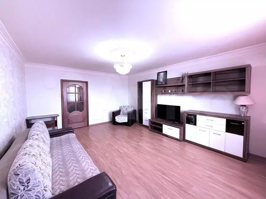 1-к. квартира, 51 м, 5/17 эт. - Фото 1