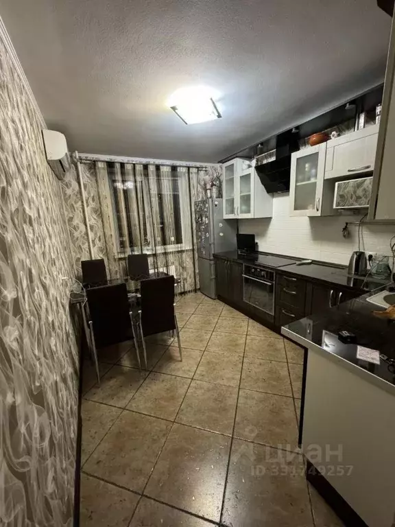 2-к кв. Московская область, Сергиев Посад ул. Глинки, 8а (56.0 м) - Фото 1