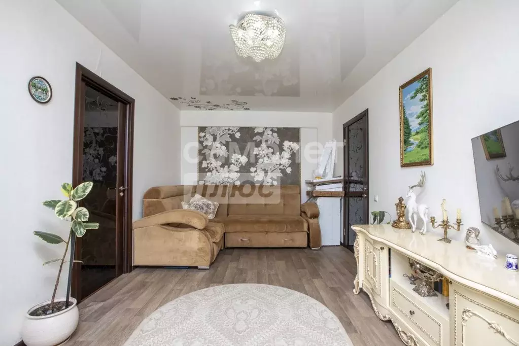 4-к кв. Ульяновская область, Ульяновск ул. Металлистов, 17 (60.0 м) - Фото 1