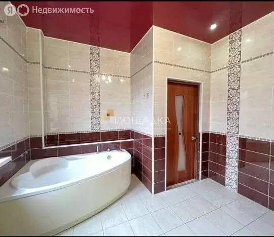 Дом в Ростов-на-Дону, улица Вавилова (240 м) - Фото 0