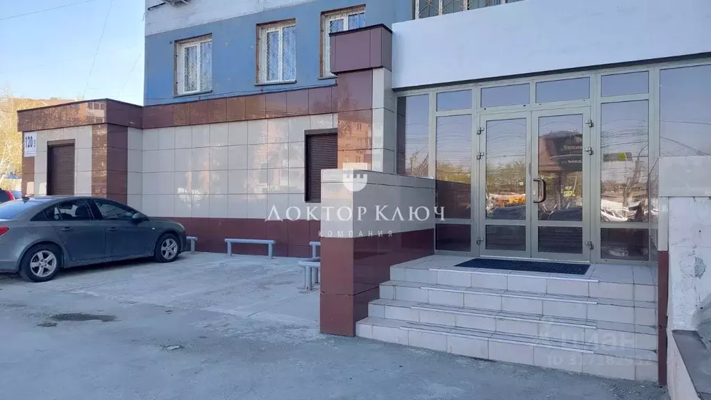Помещение свободного назначения в Новосибирская область, Новосибирск ... - Фото 0