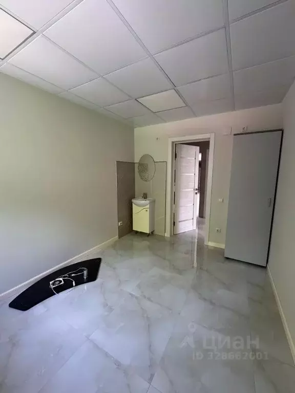 Офис в Кабардино-Балкария, Нальчик ул. Суворова (250 м) - Фото 2