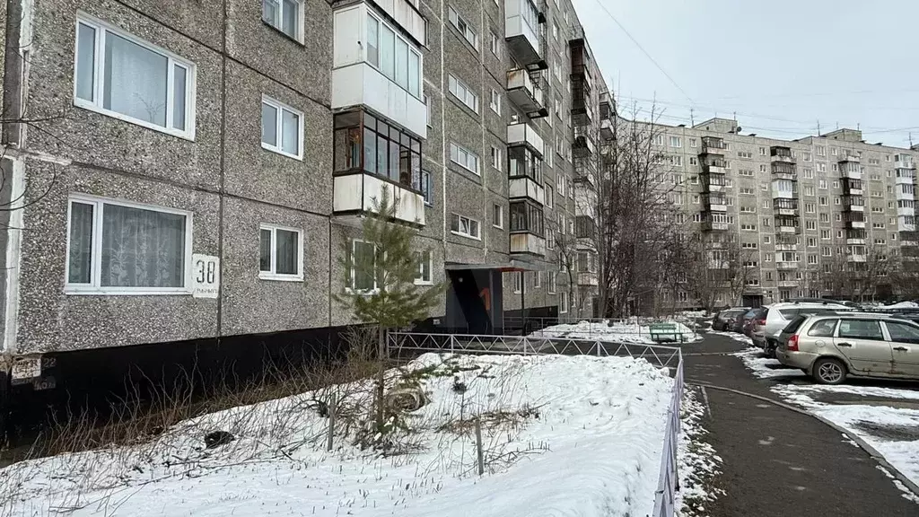 1-к. квартира, 30 м, 4/9 эт. - Фото 0