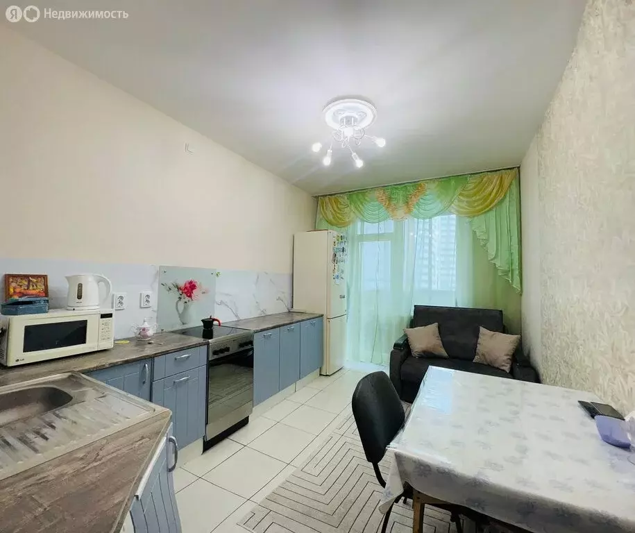 2-комнатная квартира: посёлок Шушары, Школьная улица, 17 (58.6 м) - Фото 1