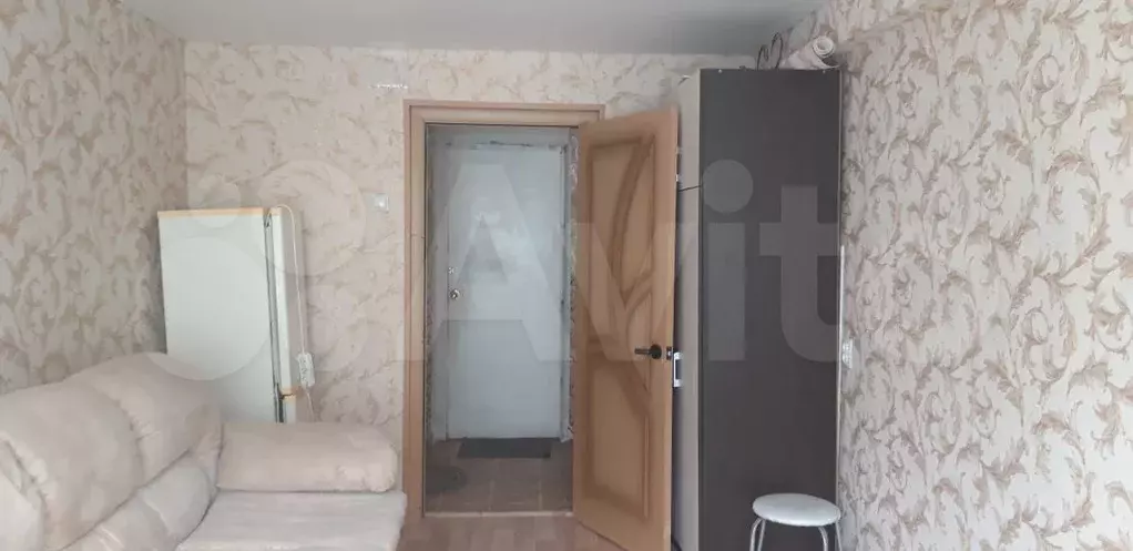 Комната 13,8 м в 5-к., 2/5 эт. - Фото 1