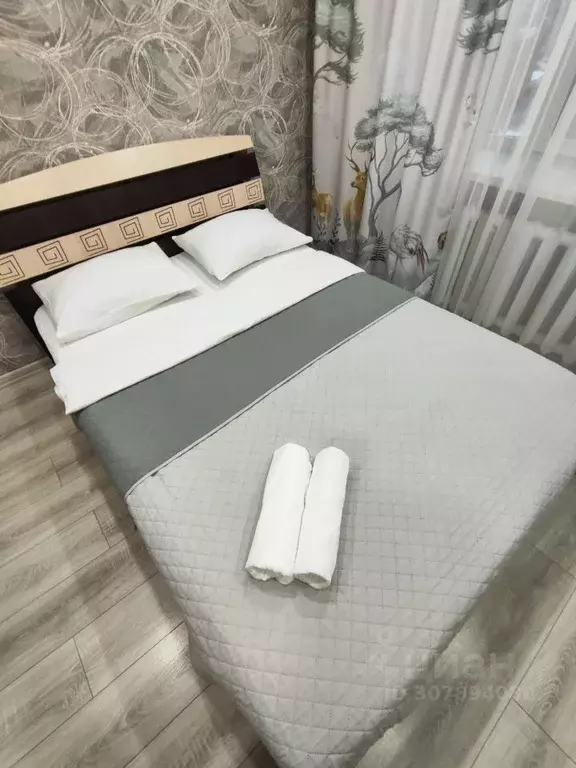 2-к кв. Омская область, Омск просп. Космический, 18 (36.0 м) - Фото 2