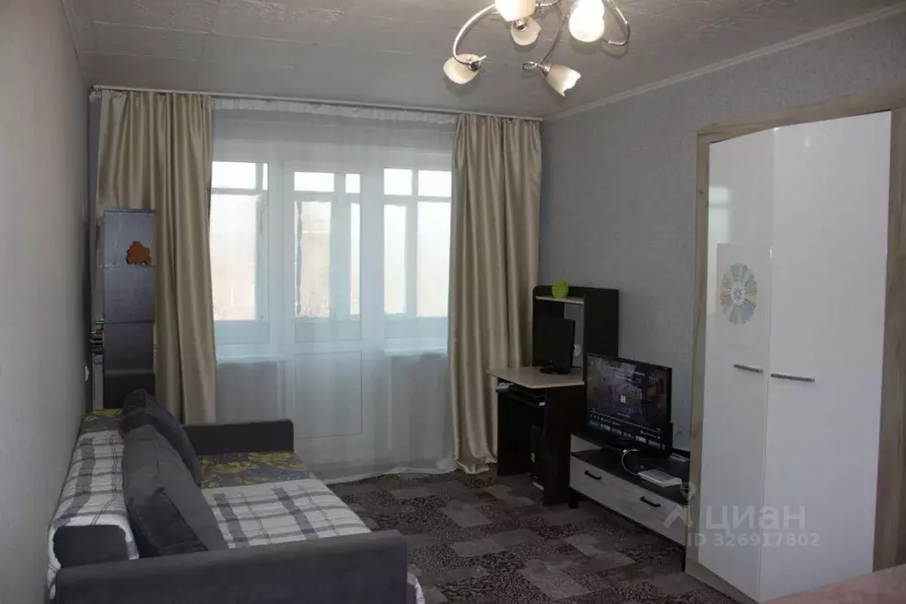 1-к кв. Челябинская область, Челябинск ул. Труда, 7 (30.4 м) - Фото 1