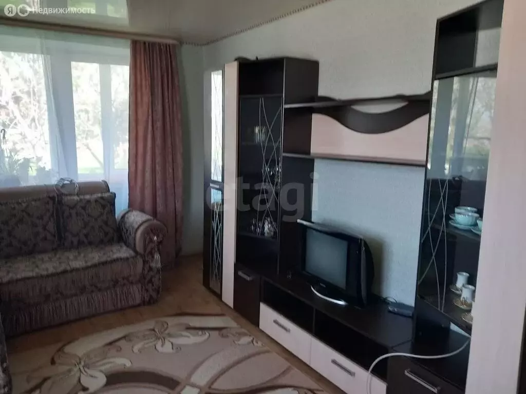 2-комнатная квартира: Луговое, проспект Фрунзе, 1 (44.2 м) - Фото 2