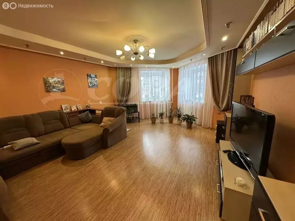 2-комнатная квартира: Тюмень, улица Демьяна Бедного, 98к4 (83 м) - Фото 2