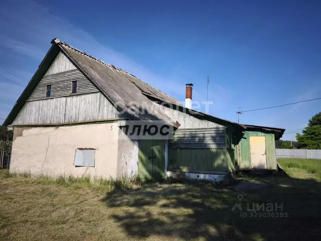 Дом в Калужская область, Дзержинский муниципальный округ, с. Дворцы ... - Фото 1